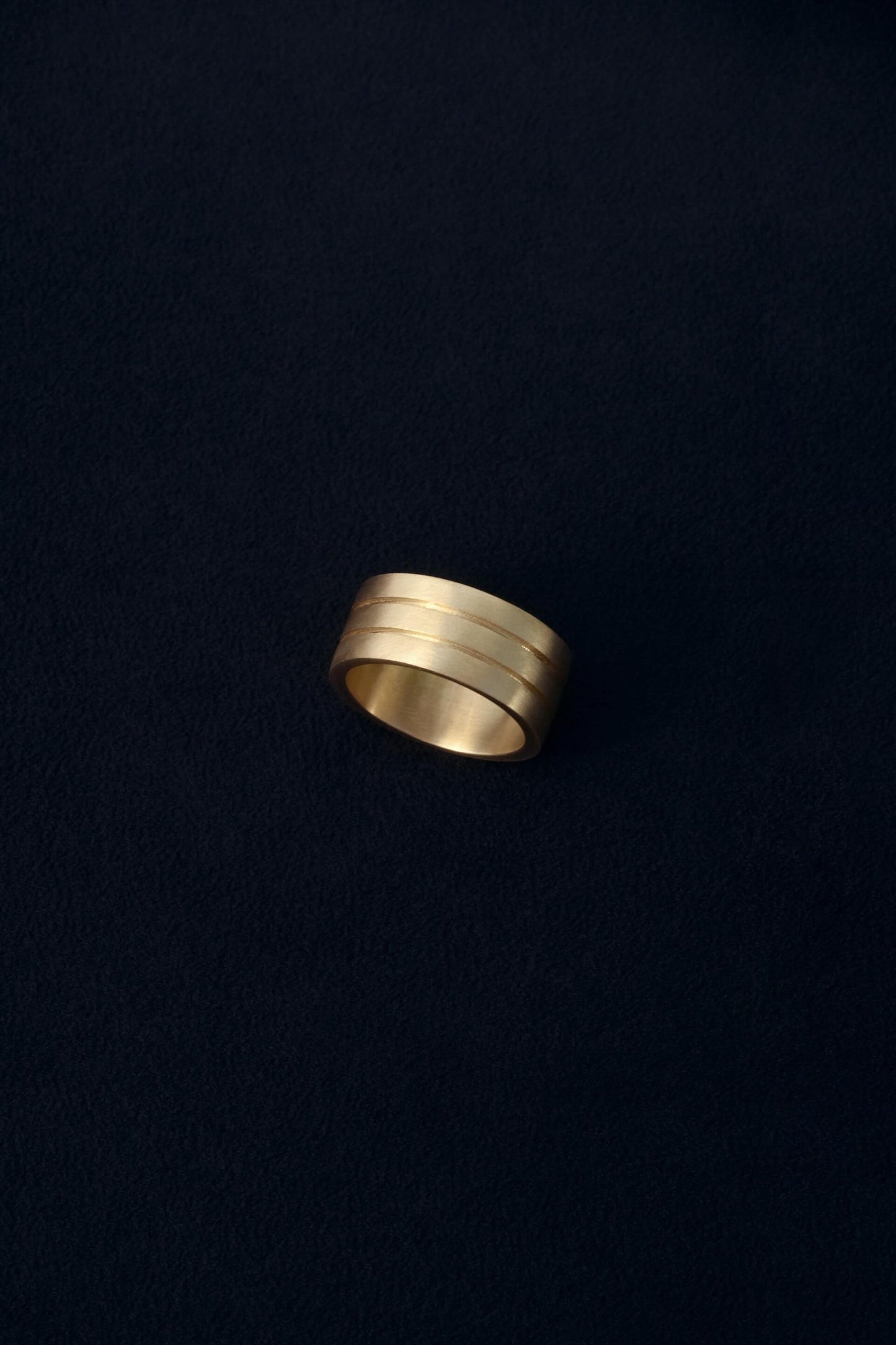 Tiana Marie Combes Eventing Ring in 14k Yellow Gold.